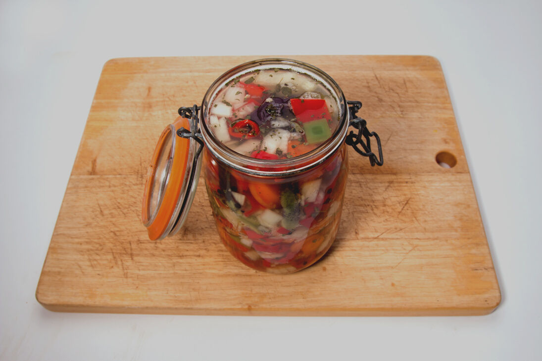 Fermented vegetables, making Escabeche, fermenting well